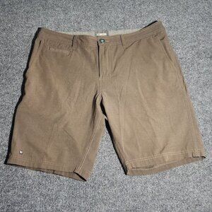 Linksoul Men's Chino Golf Shorts in size 35
